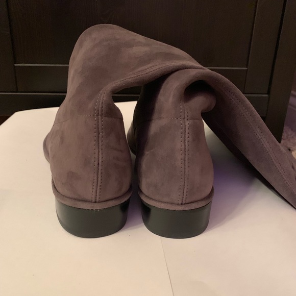 New! Stuart Weitzman Lowlands. Gorgeous boots!! - Picture 2 of 5